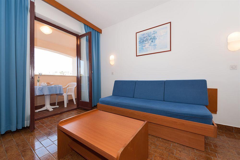 Maistra Select Riva Apartments Vrsar Exterior foto