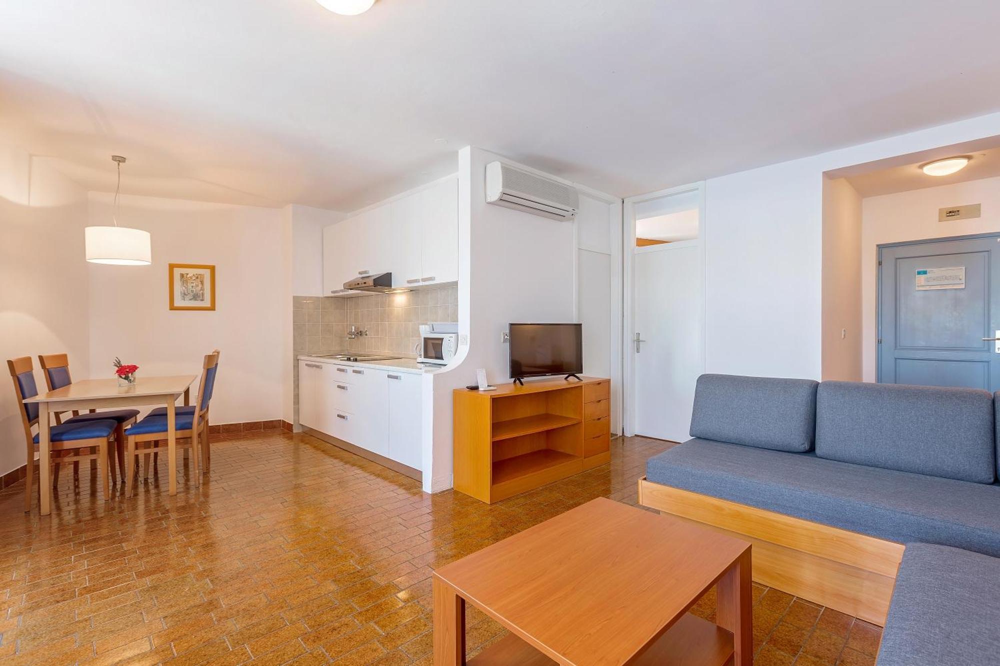 Maistra Select Riva Apartments Vrsar Exterior foto